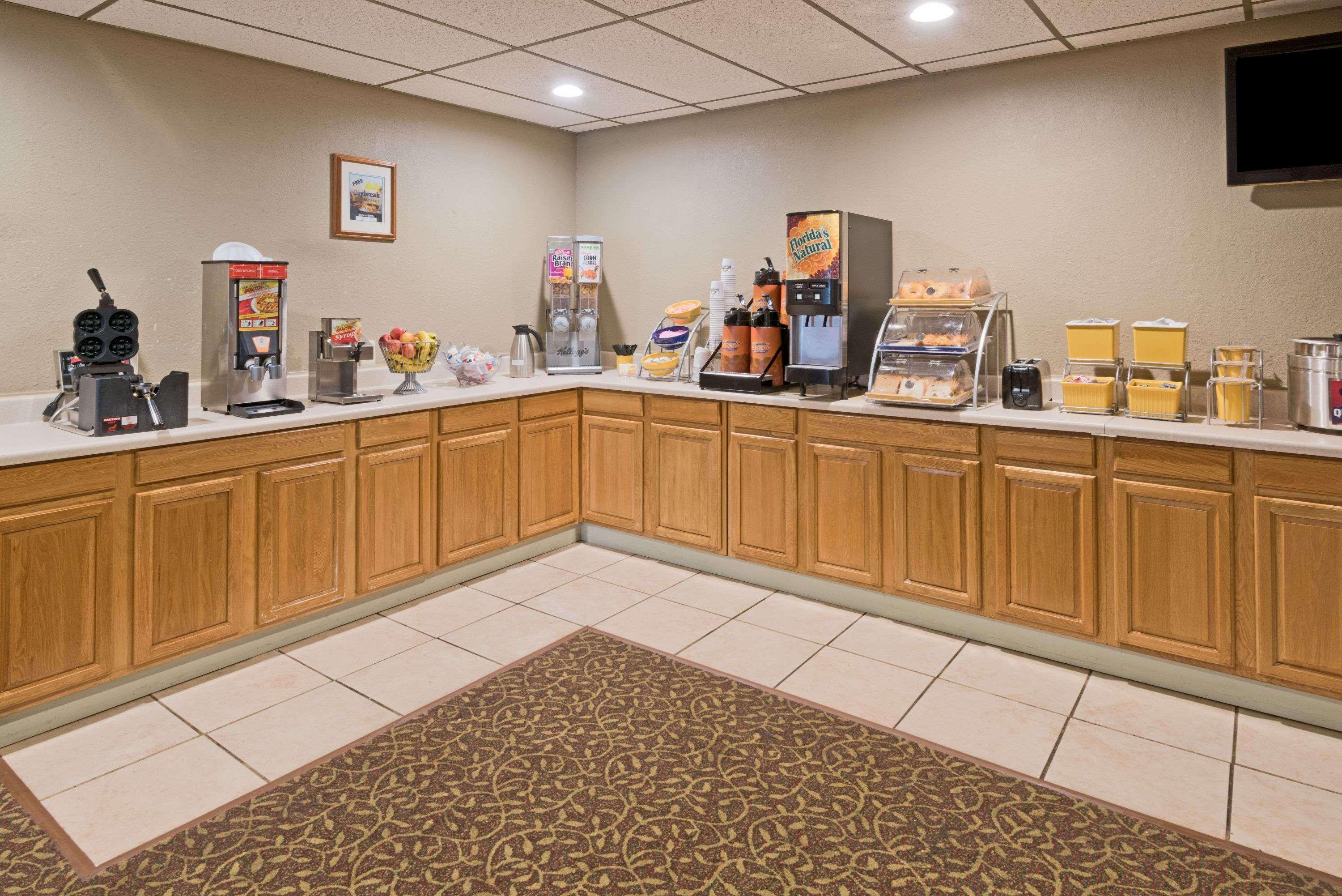 Days Inn By Wyndham Batavia Darien Lake Theme Park Eksteriør bilde